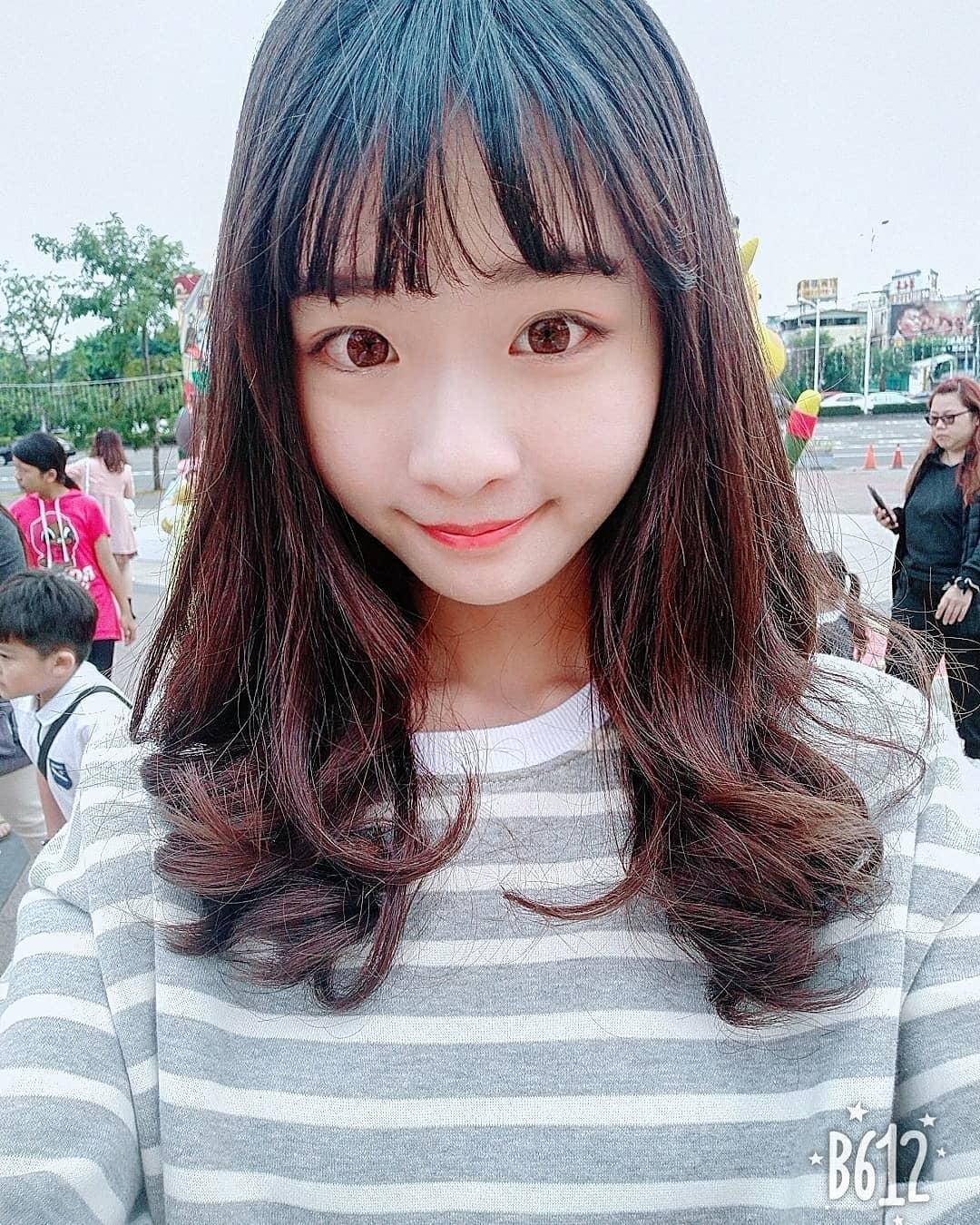 国中就上过表特！雄中周子瑜「林涵钰」清新气质宛如仙女下凡　学音乐女生就是有魅力啊-小湿妹图(15)