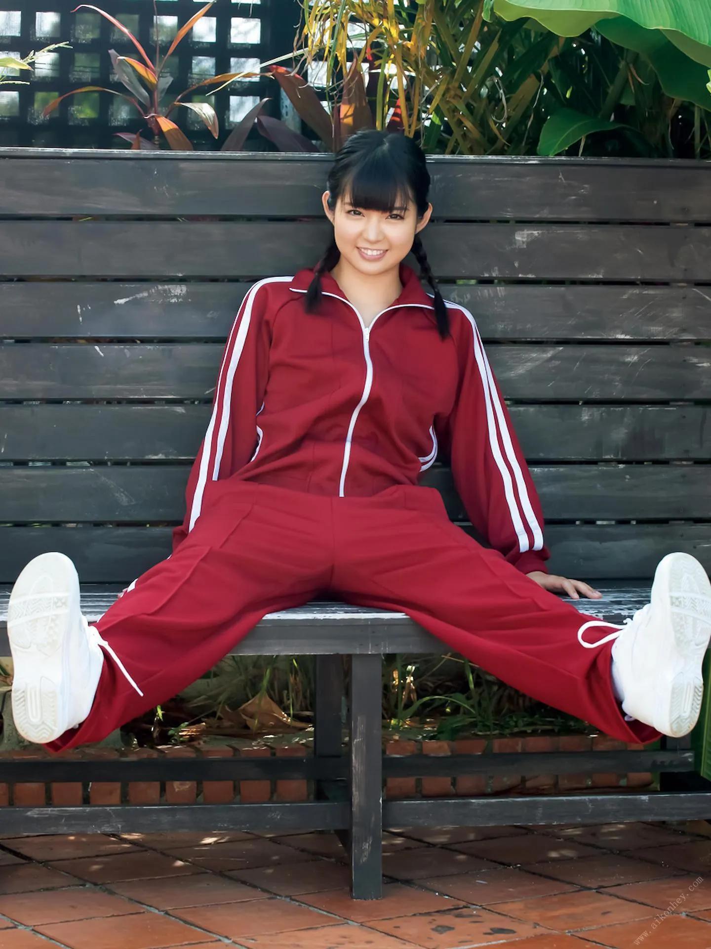 彩乃なな写真集 ナナイロ(11)