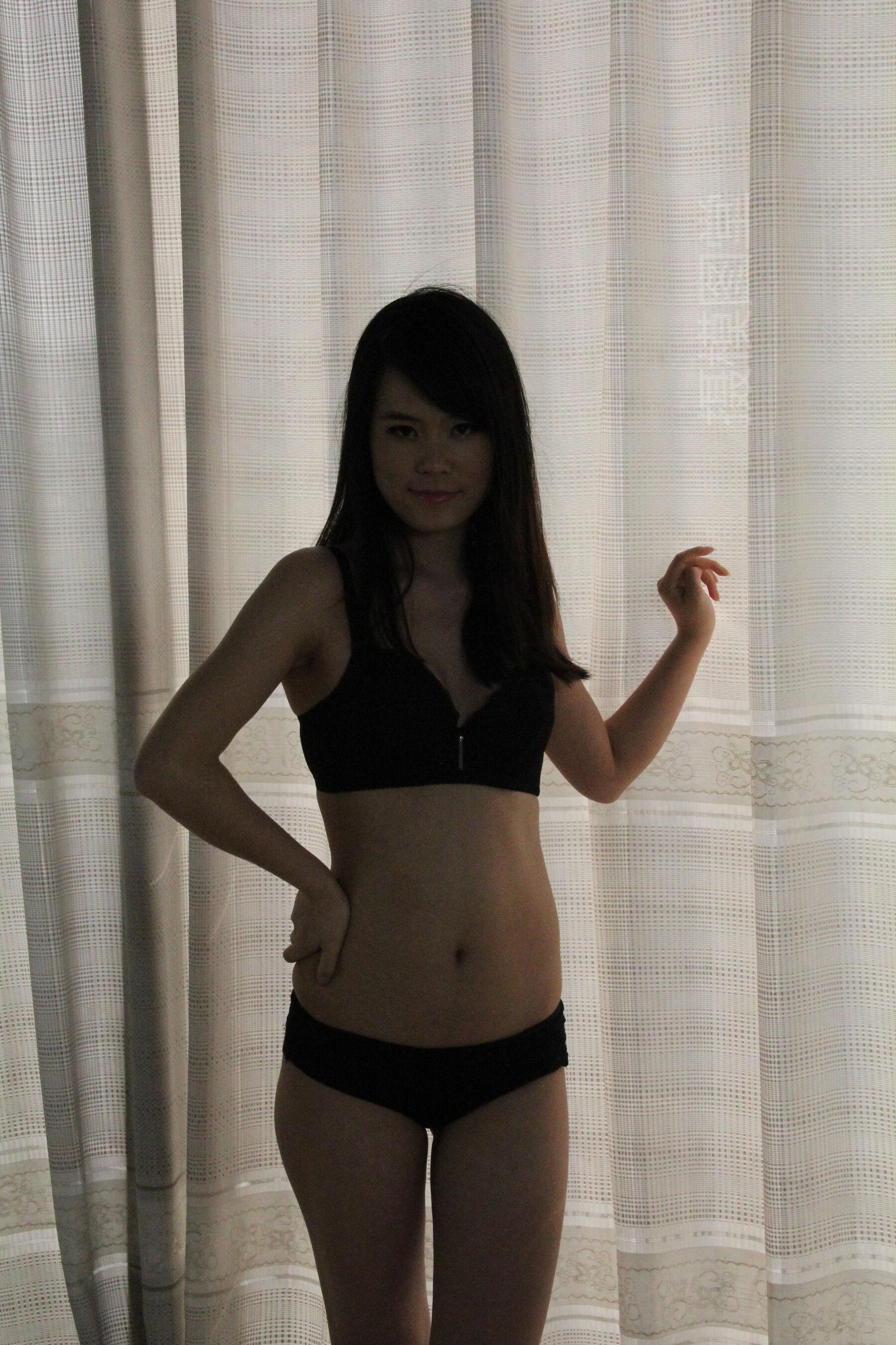 国模套图 国模赵亦菲性感写真套图(6)