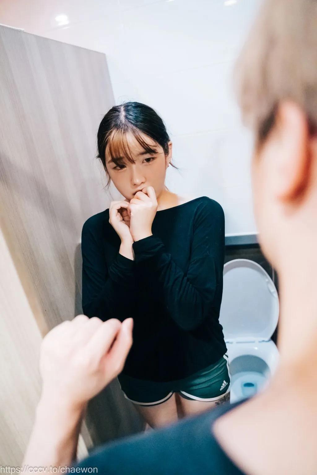 [Loozy] SonSon (손손): Public Toilet (157 photos)(225)