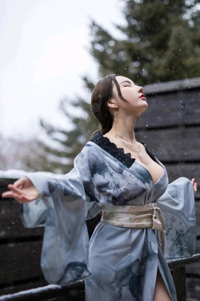 美艳佳人周于希(26)