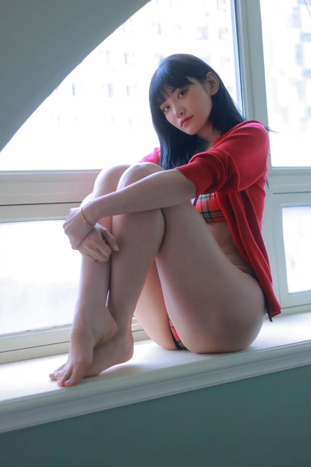 [Yo-U] Sula： Christmas Present (147 photos )(54)