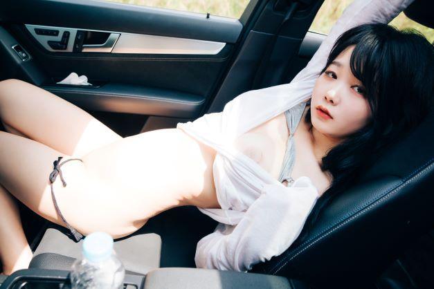 [Loozy] Zia - XXX 旅行(135)