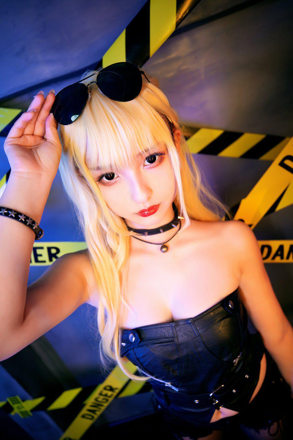 神楽坂真冬写真《立入禁止》(57)