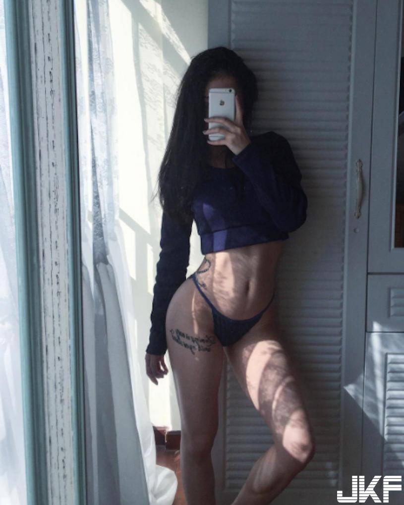 投降了啦！「爆乳奶妹」蜜桃臀诱惑好犯规！一张张「惹火辣照」让人血脉喷张…-小湿妹图(19)