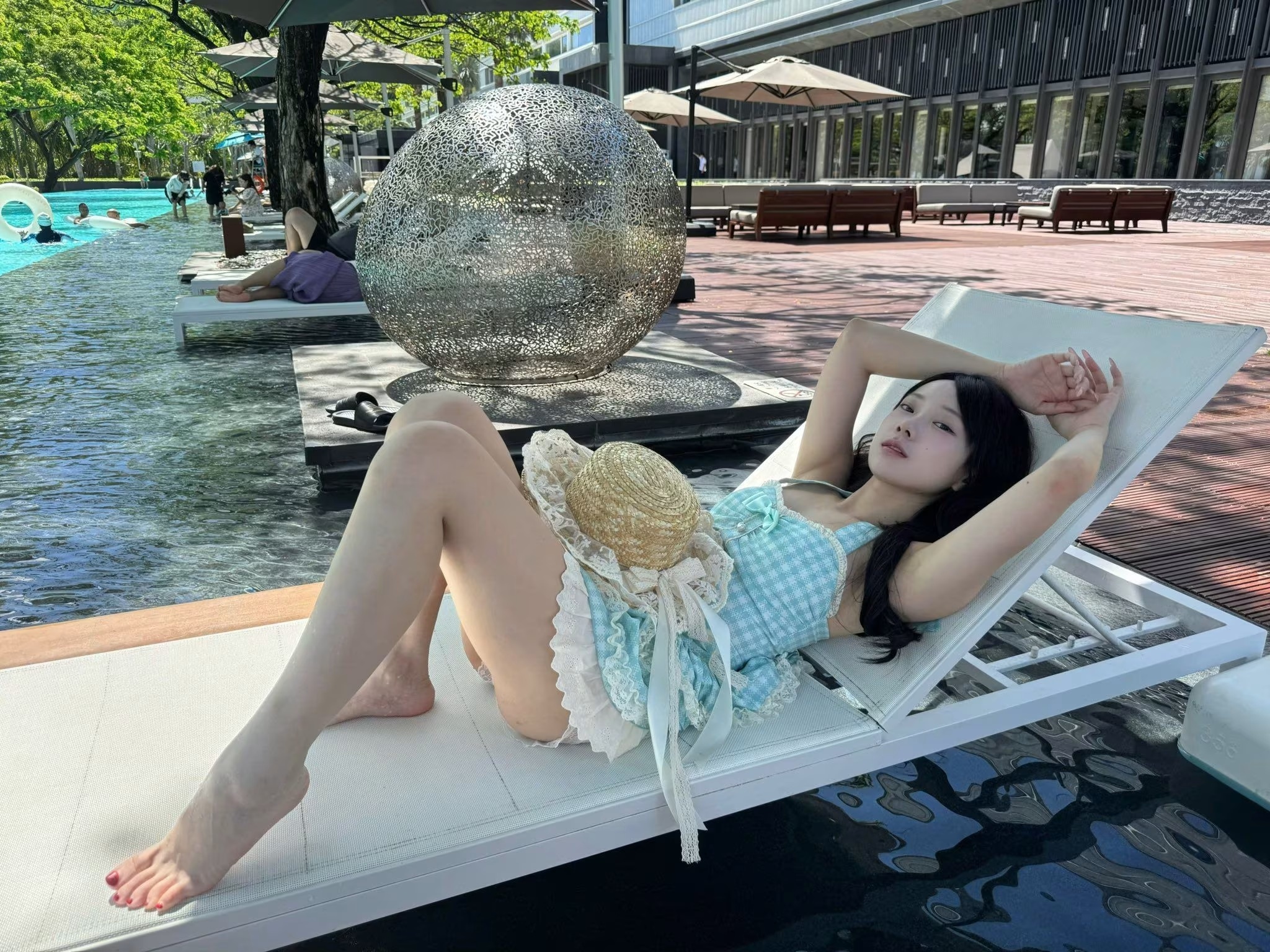 桉小安： X精緻美模 童顏美乳視圖合集 (333 photos + 12 videos) - ( Page 1 / 17 )(136)