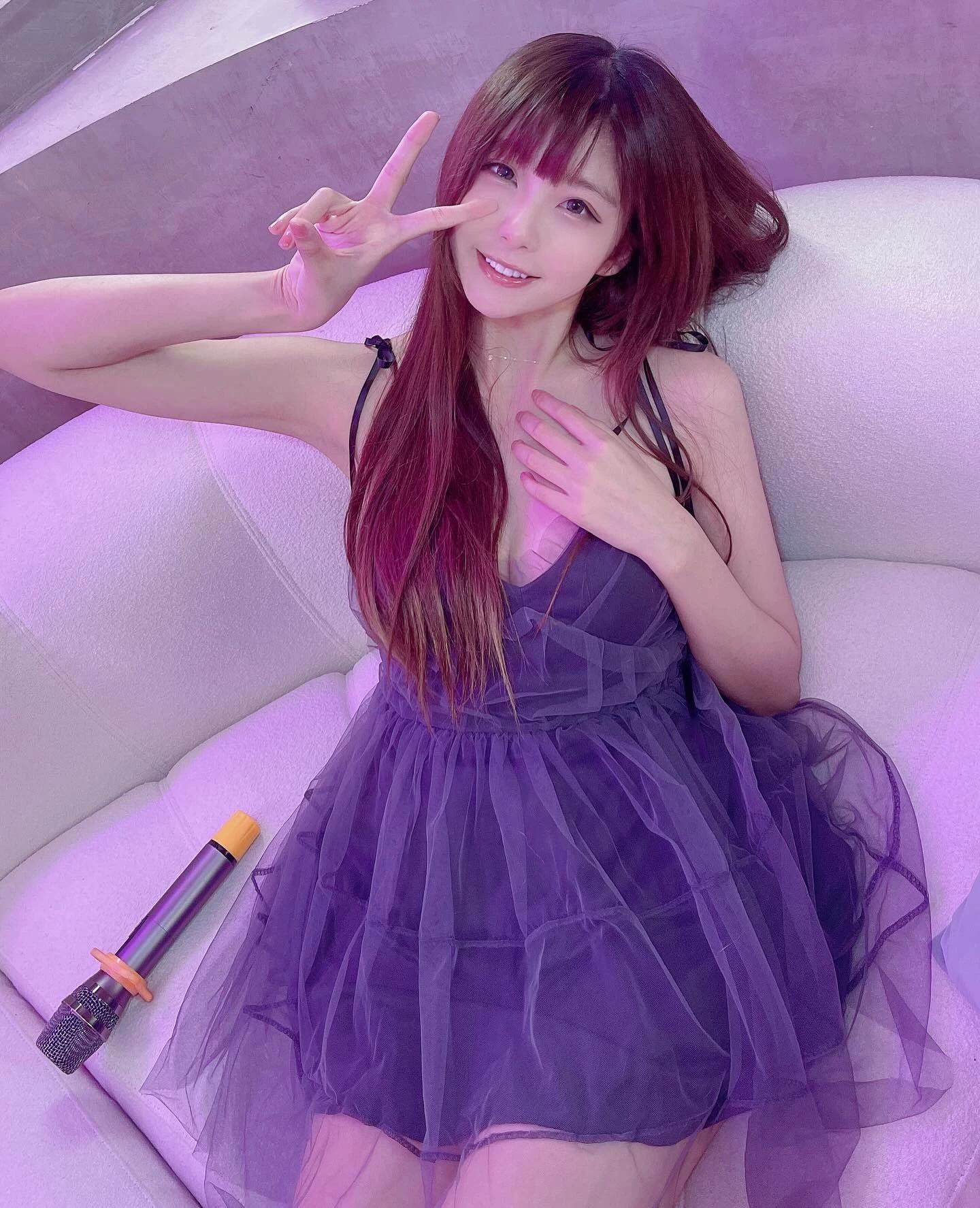 甜美少女「言言 小刺蝟」豐滿胸型好吸引人 (17P)(16)