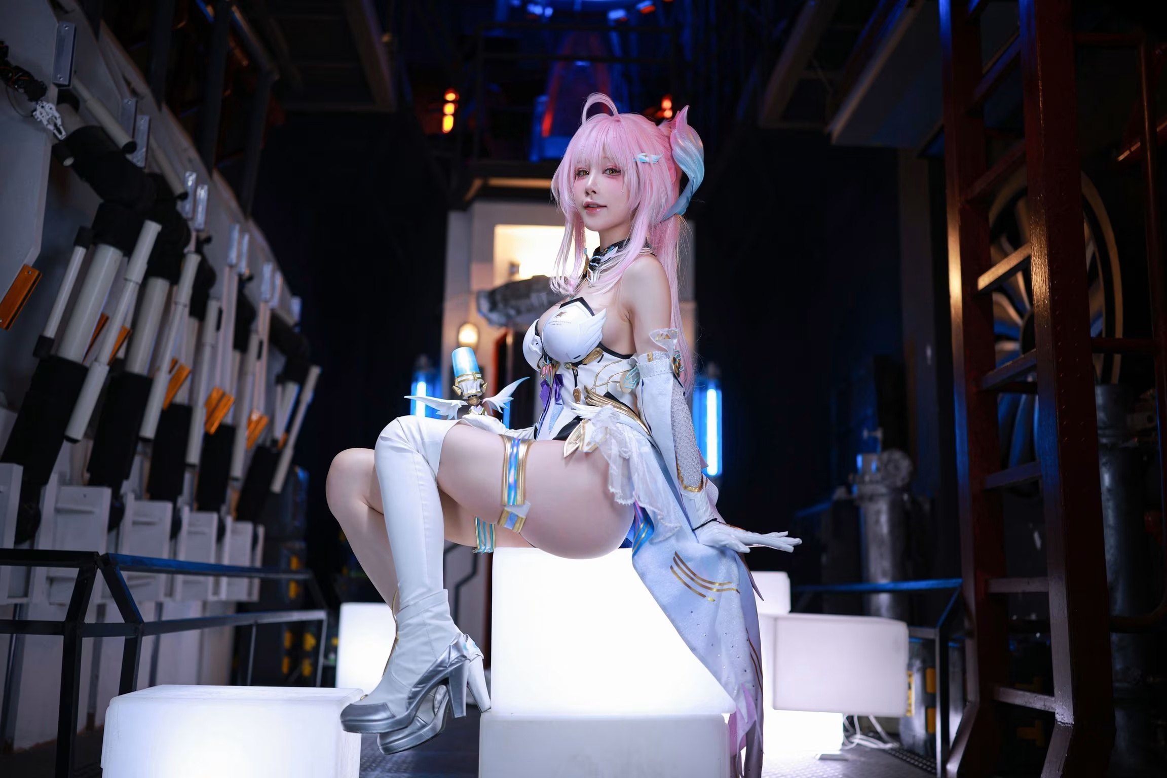 水淼Aqua  Coser鳴潮愛彌斯(2)