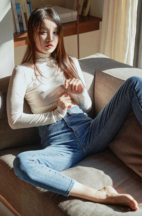 清新女孩LeeSnoww休闲牛仔裤凸点诱惑(16)