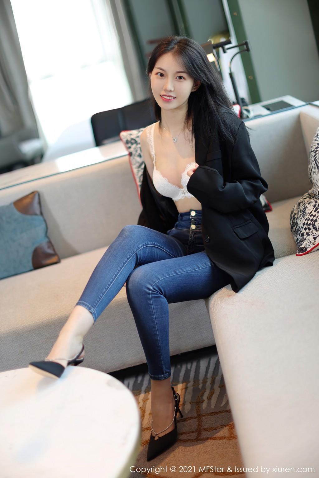 MFStar Vol.530: a (51 photos)(19)