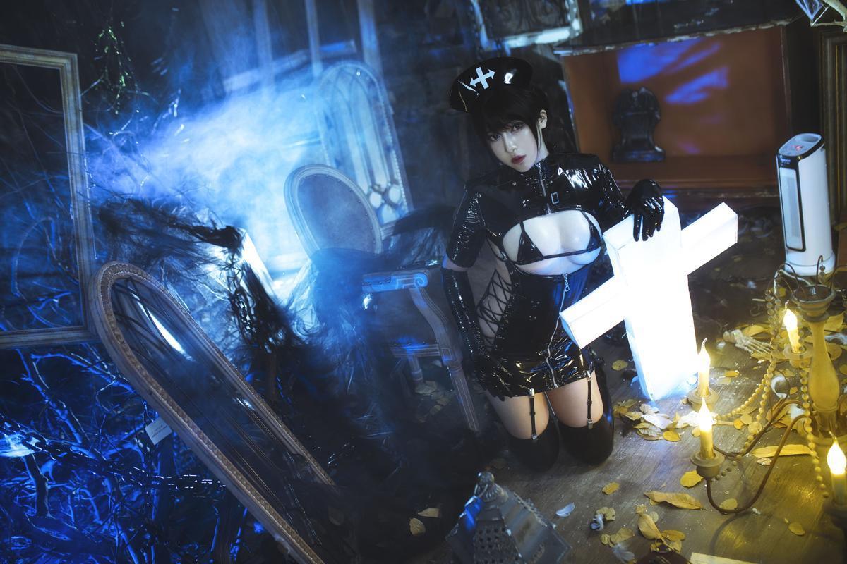 [Cosplay] 小容仔咕咕咕w 黑暗护士(24)