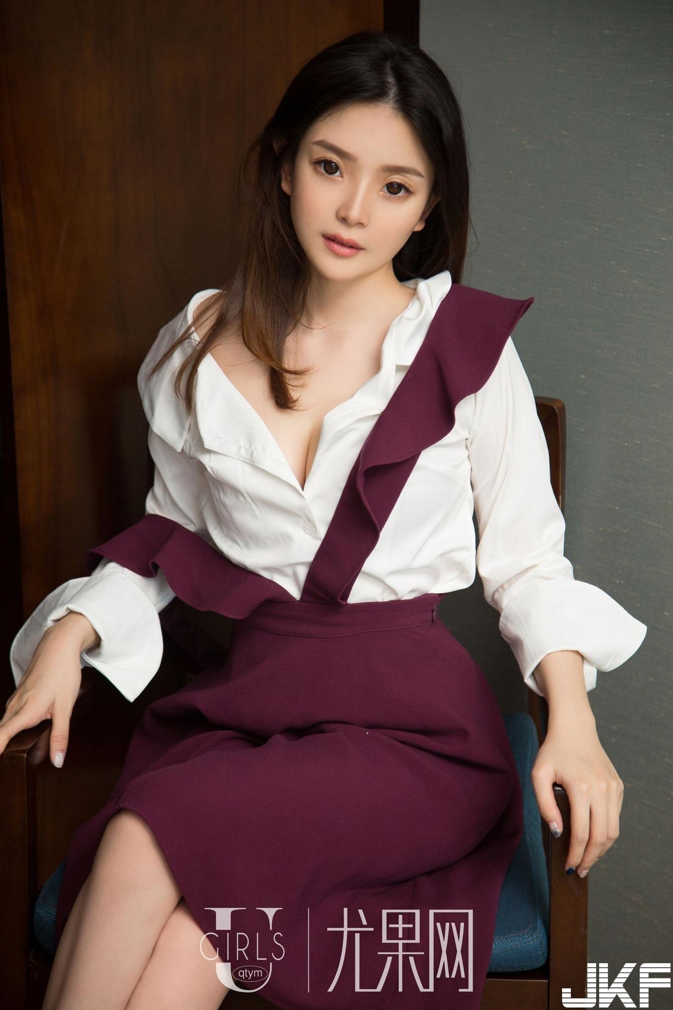 鲶鱼系少女Mina 灵气玲珑小巧清新性感(33)