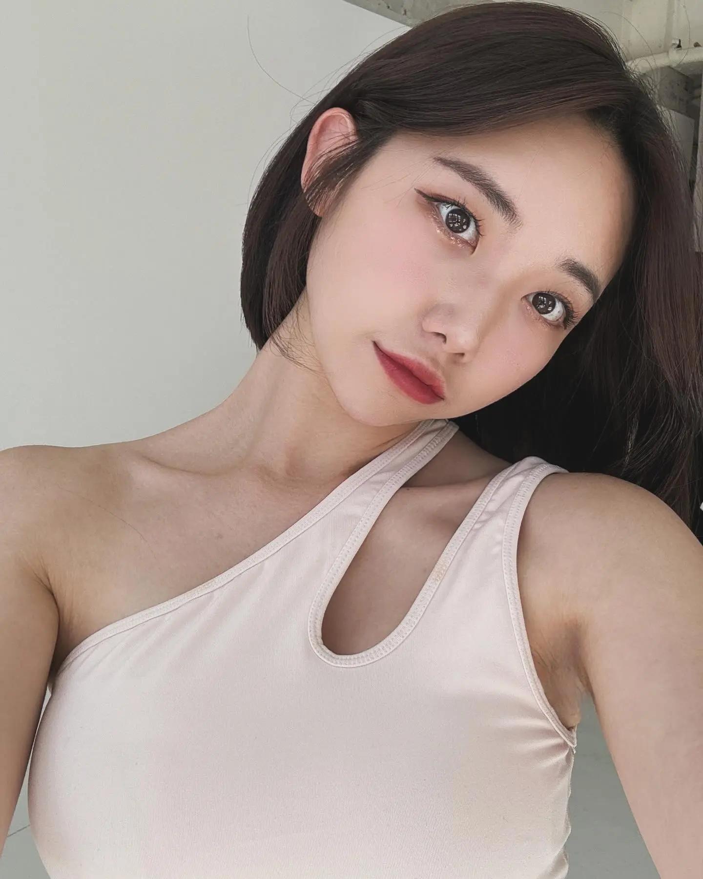 Kim Yuna(金裕娜)★(66)