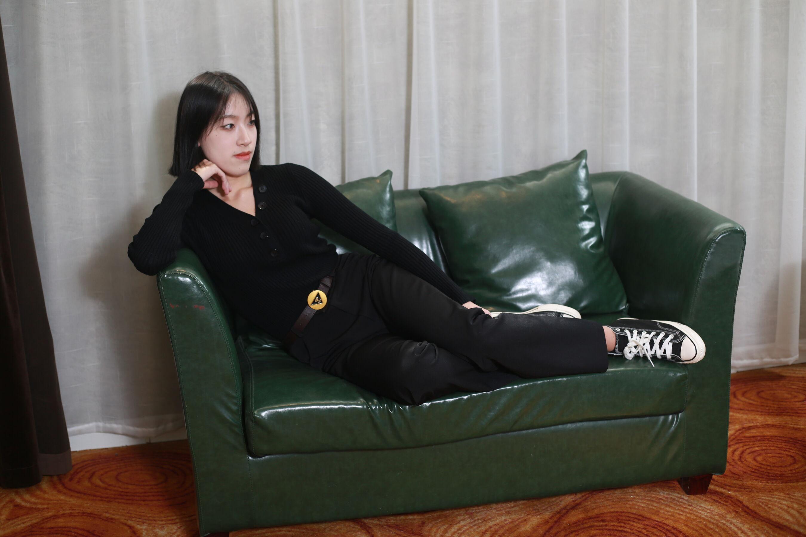 国模套图 国模雅婷大尺度人体私拍套图(28)