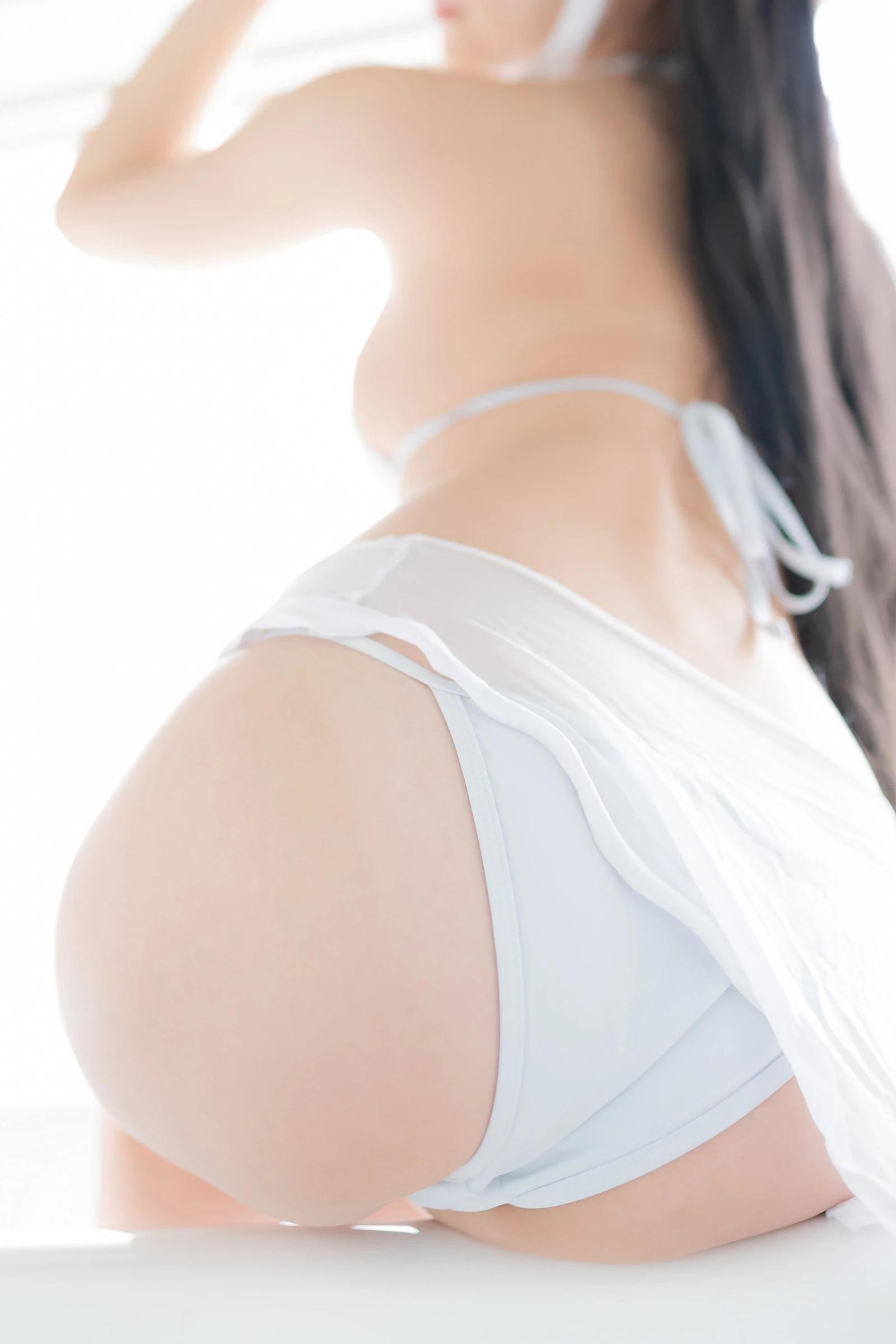 けん研(けんけん)《碧蘭航線-愛宕2》白色泳裝看了好心動 (97P)(85)