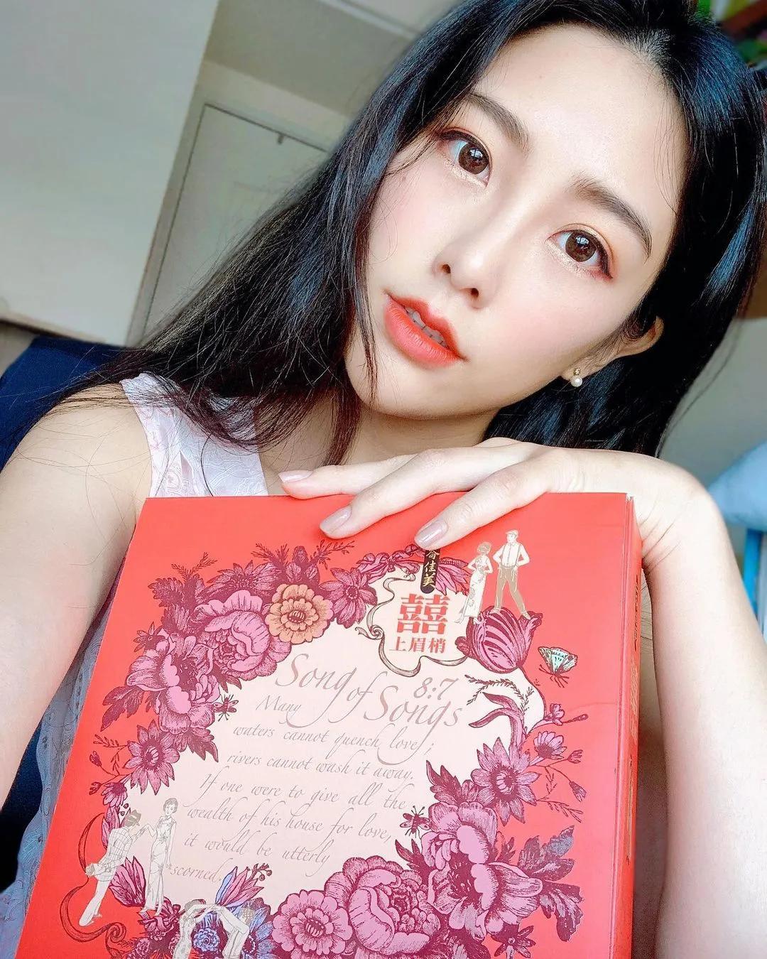 席晴momo 清纯脸蛋偷藏「超胸嫩乳」惹火指数爆表！(4)