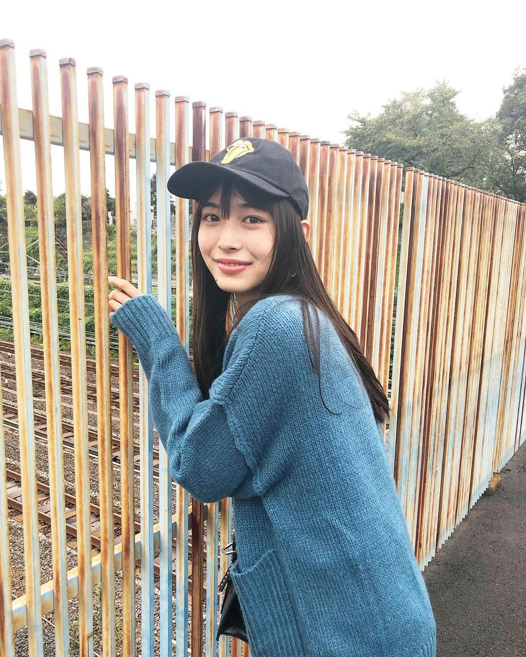 新生代文青女神「井桁弘惠」气质非凡还是早稻田学霸　甜滋滋「清纯灿笑」仙气十足-小湿妹图(21)