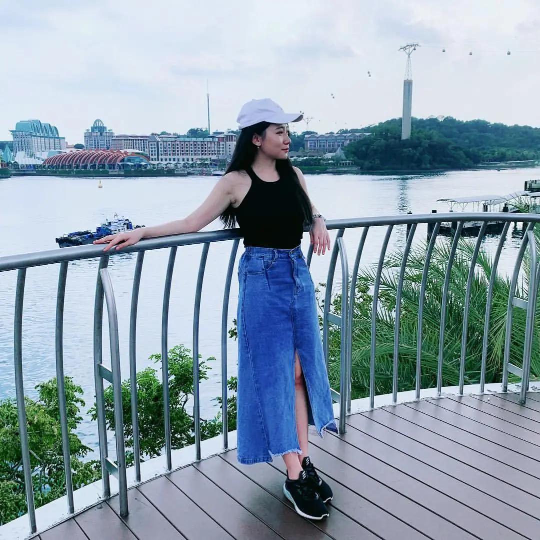 气质音乐才女黄品舒 Kathie 不走裸露路线...但深沟乍现让人超惊艳(19)