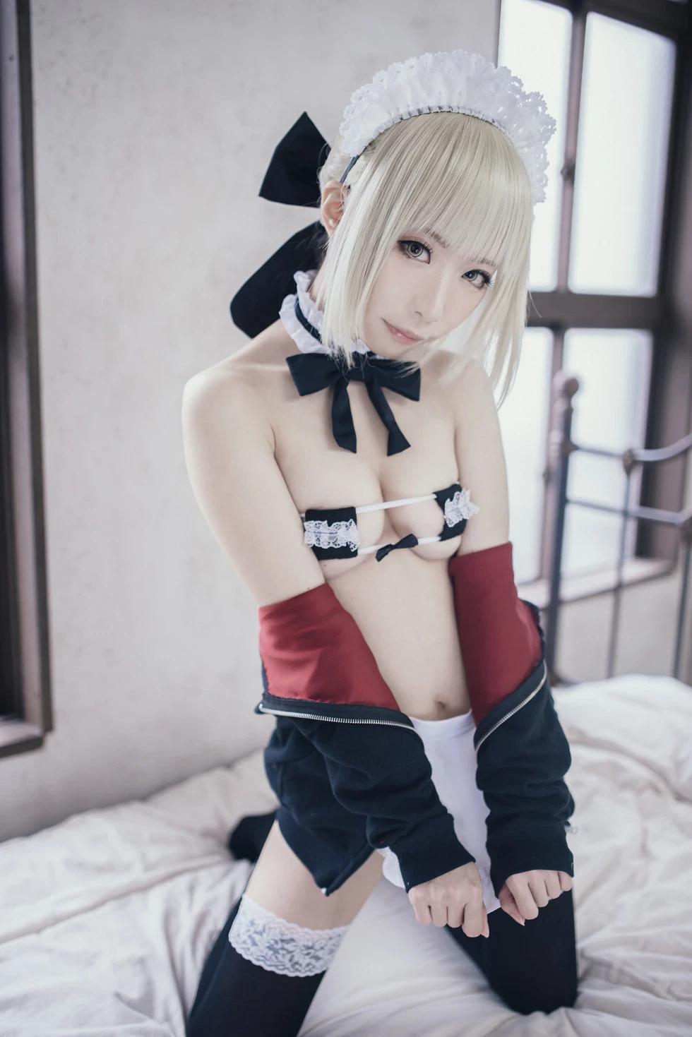 [Cosplay精選]《HeartBreak Morgan》吃雪糕的緊身衣妹子性感寫真243P(56)