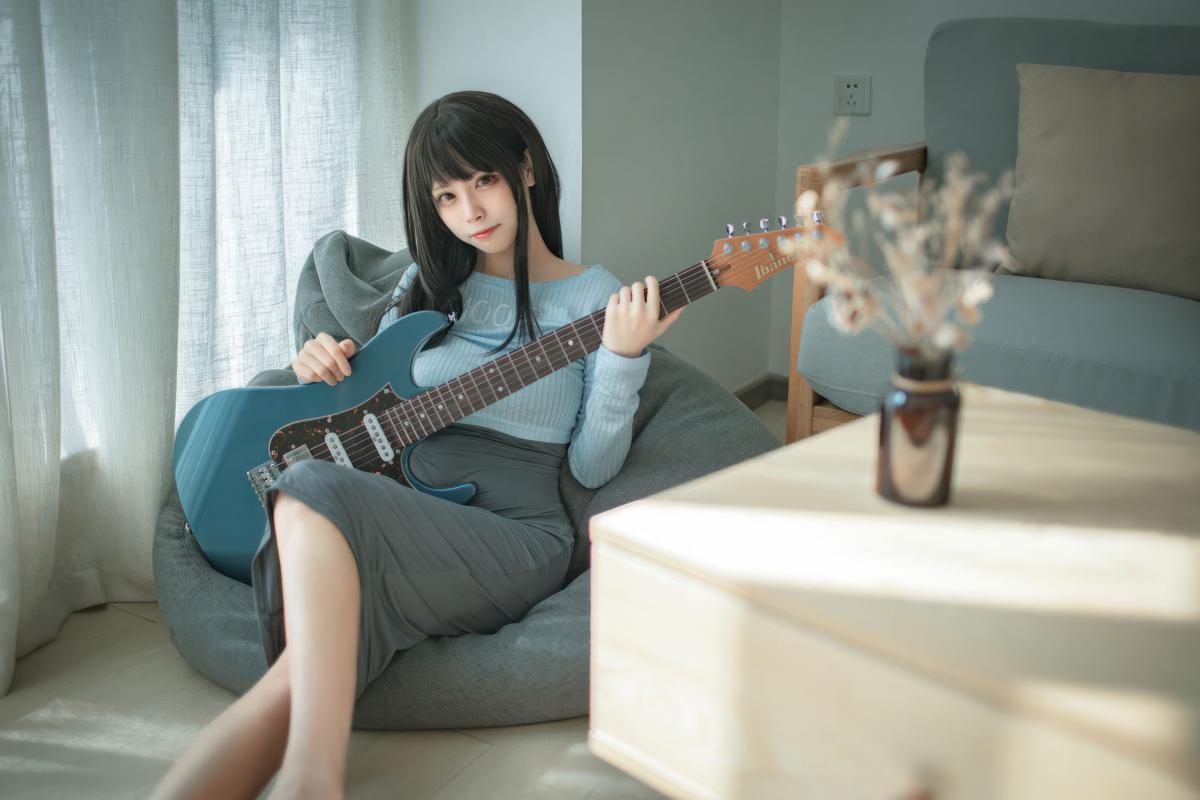 [Cosplay] 三无人型 吉他妹妹(2)