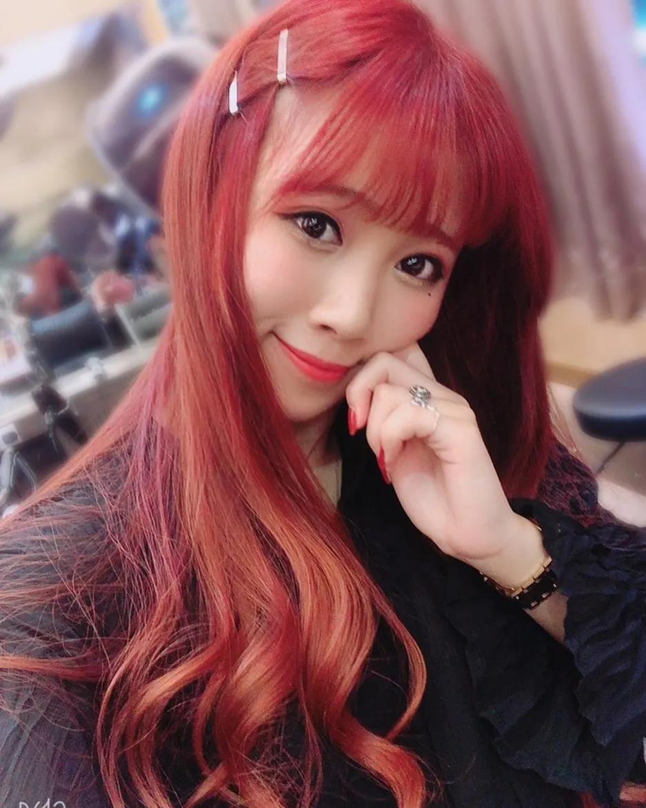 巨美车头灯超级亮！性感MD「陈幽」勾魂神情曲线火辣，再强老司机也没有能耐能忍住！-小湿妹图(21)