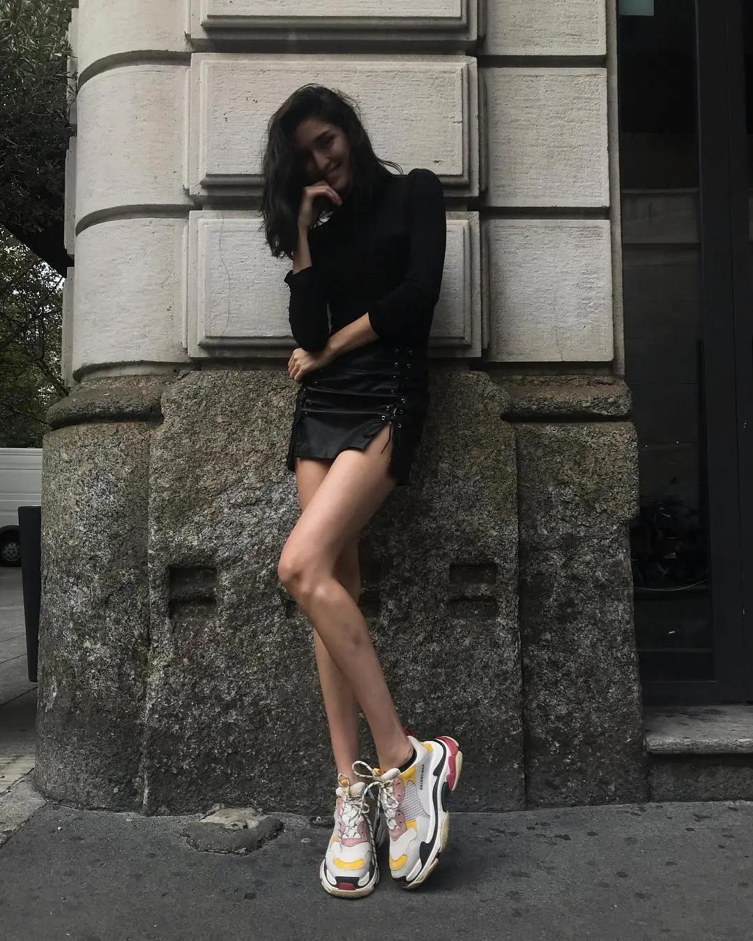 性感辣模「逆天长腿」不科学　身材性感火辣「黄金比例」让人越看越上火-小湿妹图(3)