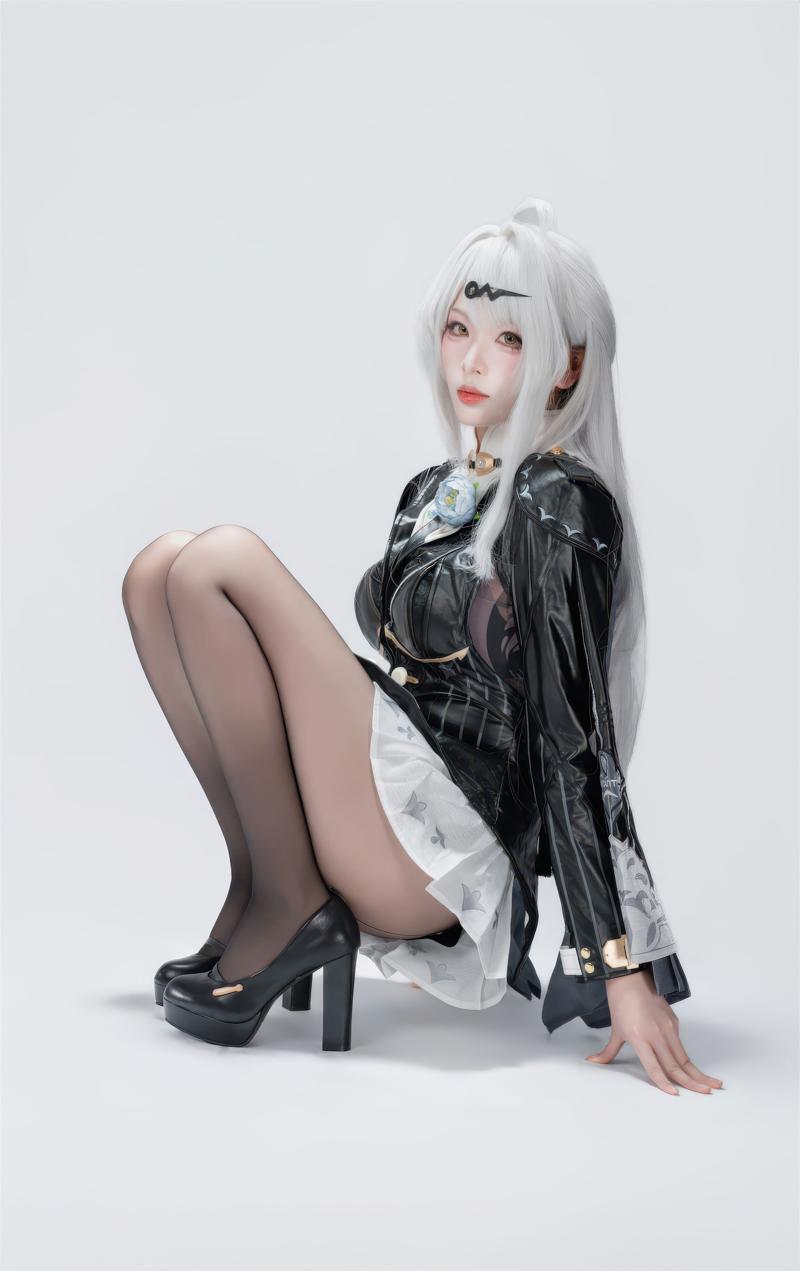 [Cosplay] 轩萧学姐 绝区零 仪玄 墨形影踪OL(46)