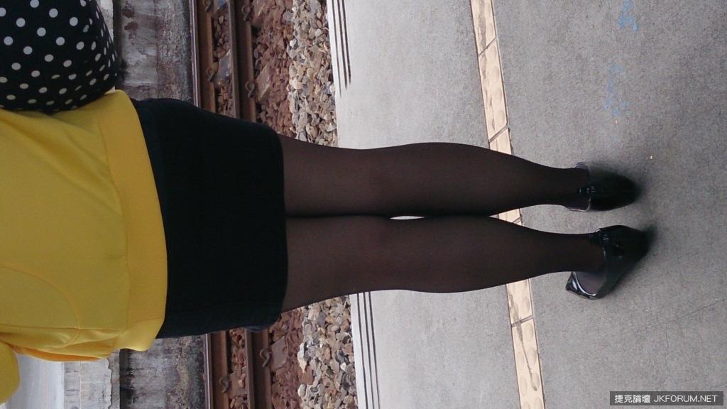 美丝女准备上班去了(28)