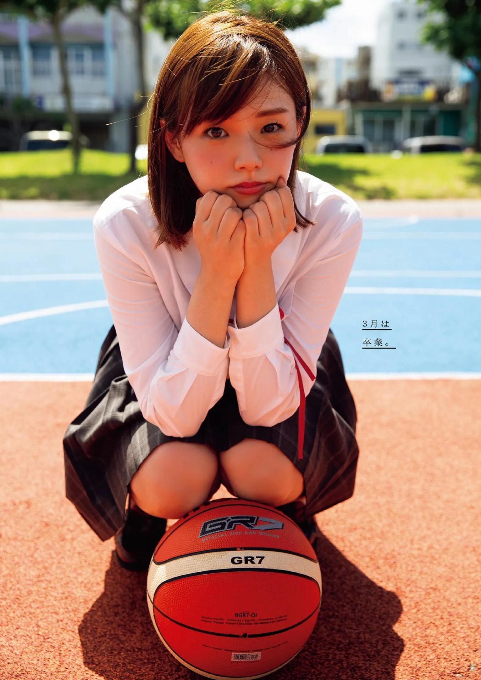 [筿崎爱] 衣服越脱越少！换上比基尼美乳露出(19)