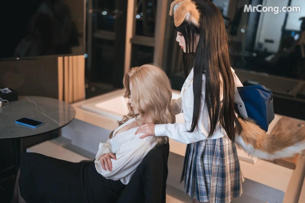 Coser@rioko凉凉子 Vol.106: rioko凉凉子&面饼仙儿 女上司组合版 (40 photos )(23)