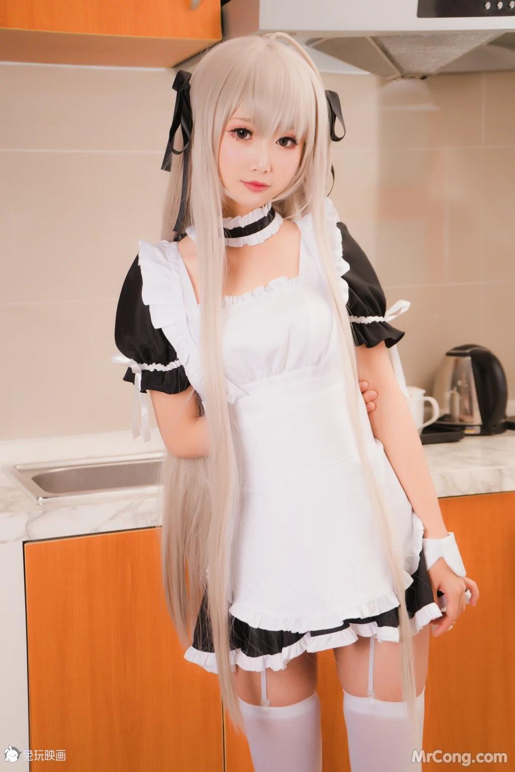 Coser@面饼仙儿 No.021: 双马尾COS (41 photos)(24)