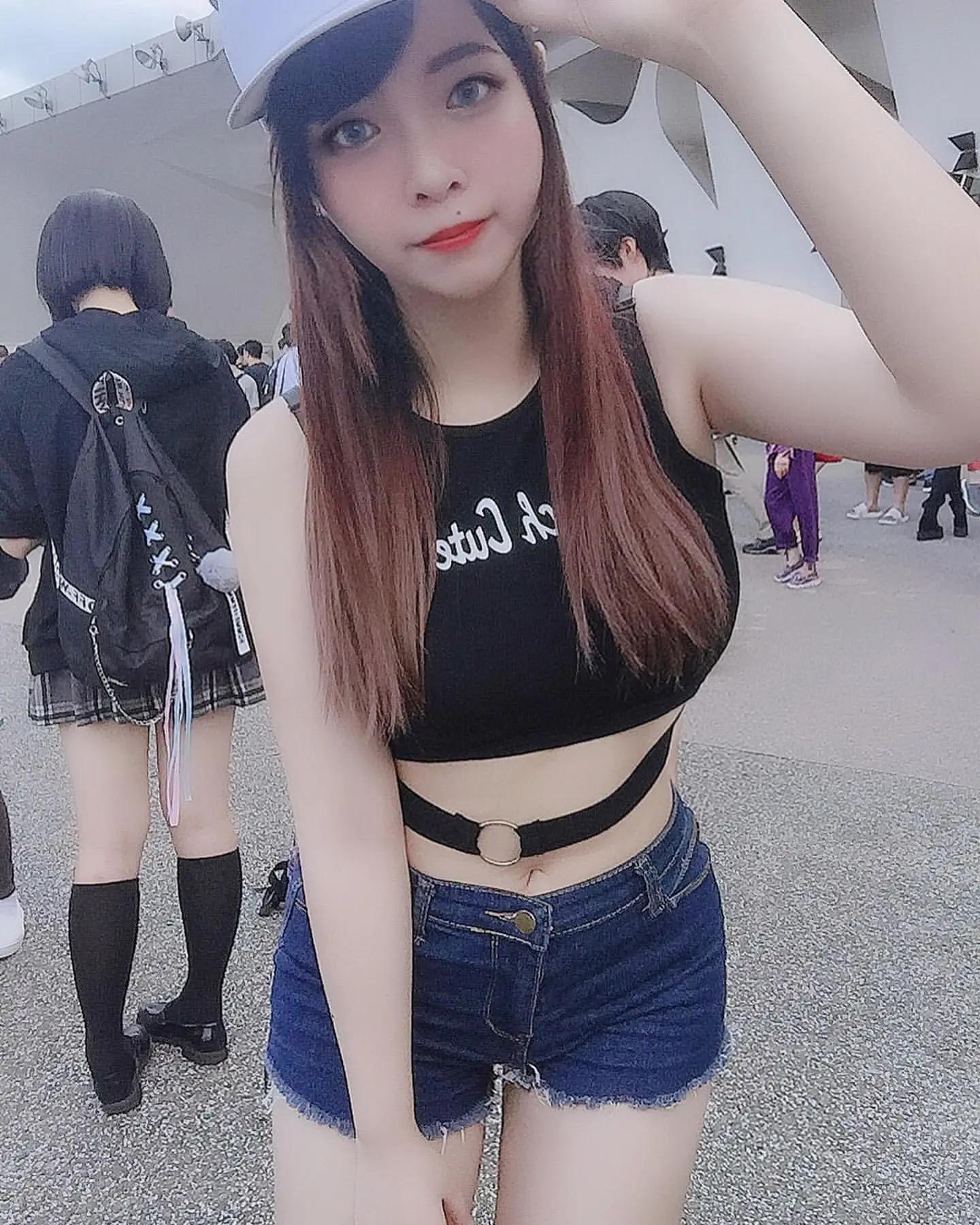 深邃混血外拍模特儿雨相五官正翻(9)