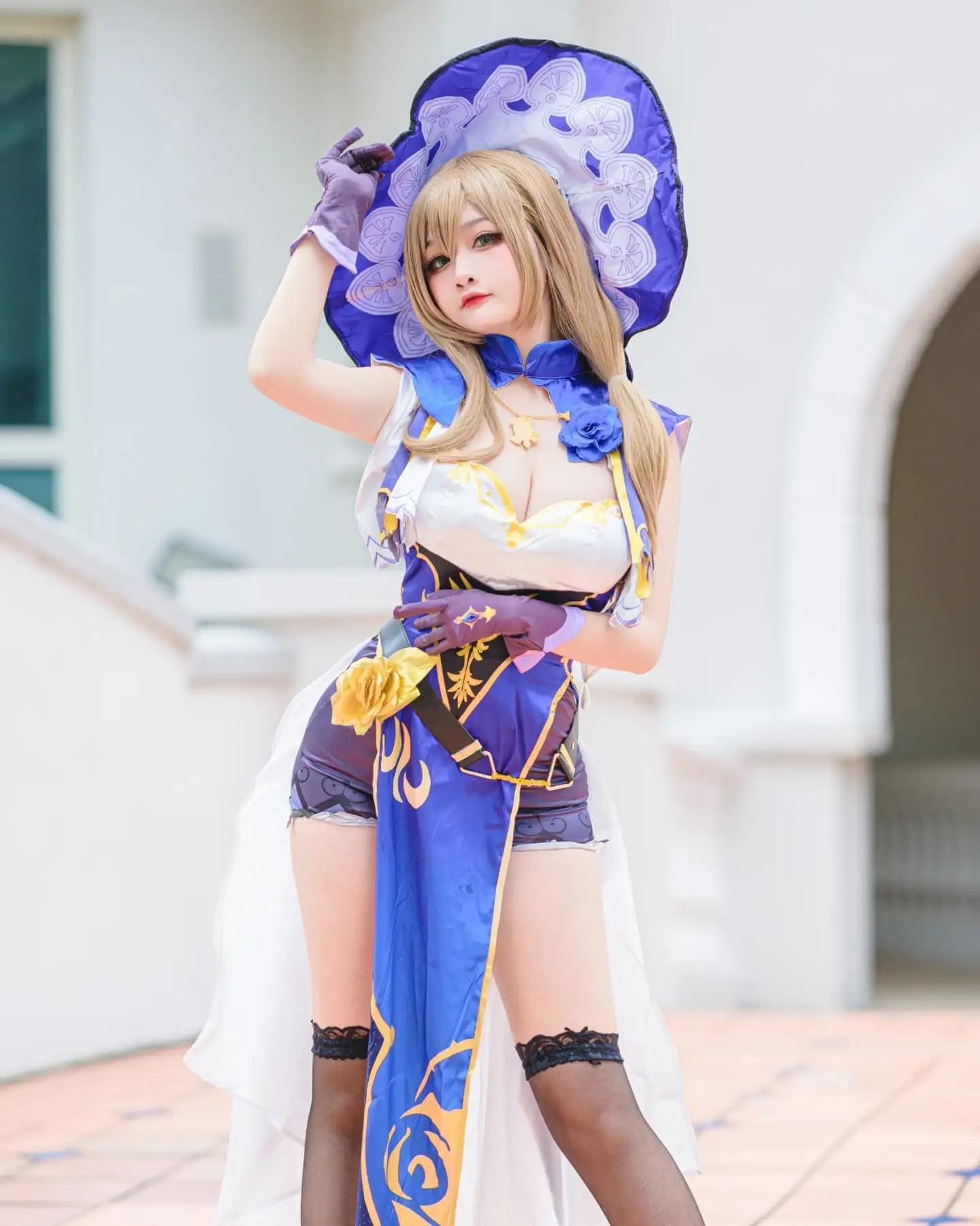 甜甜cosplayer「小鱼KIKO」看身材就知道她多有「内涵」乳量「溢出」画面太猖狂！(2)