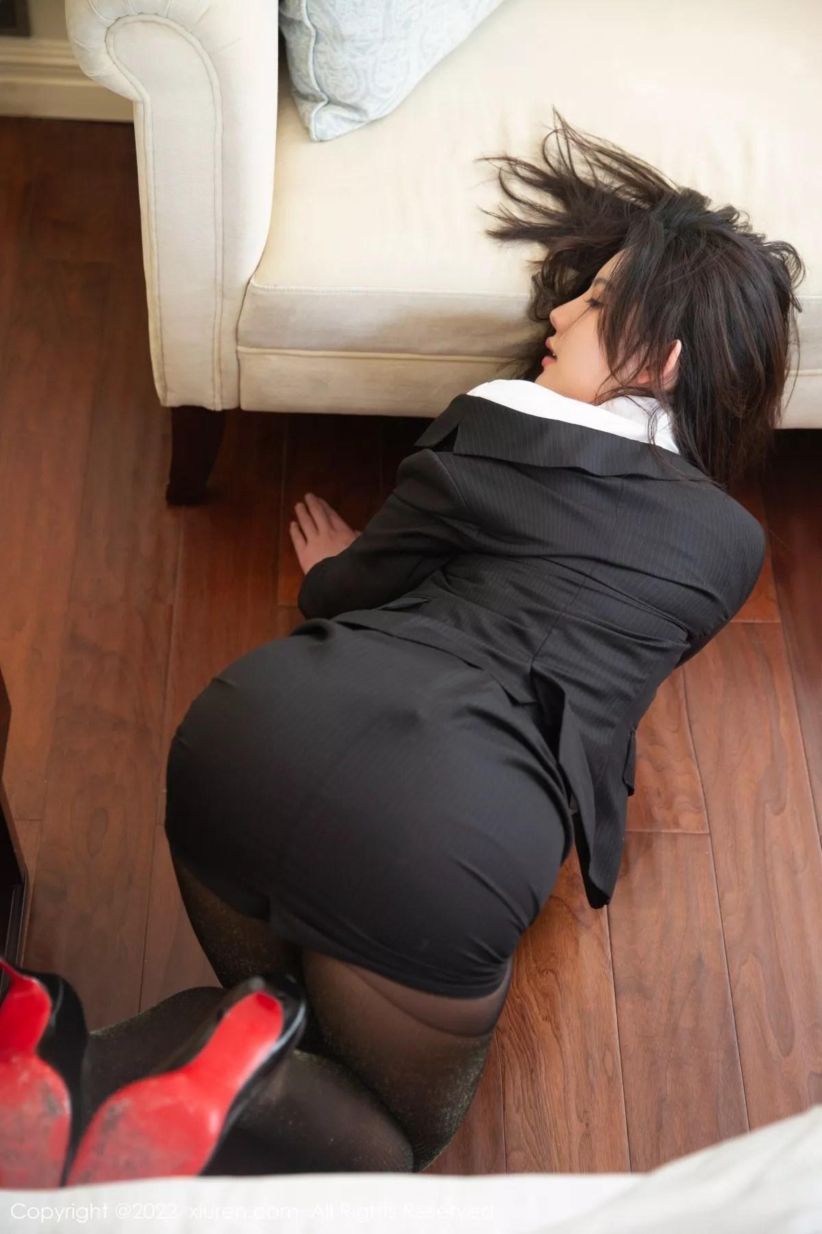 [XiuRen秀人网]第4762期就是阿朱啊写真(35)