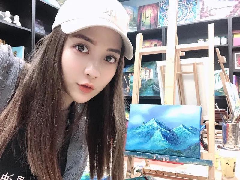 小清新正妹玛琳解开衬衫扣露出黑色内衣搭配甜美脸蛋画面太美(16)