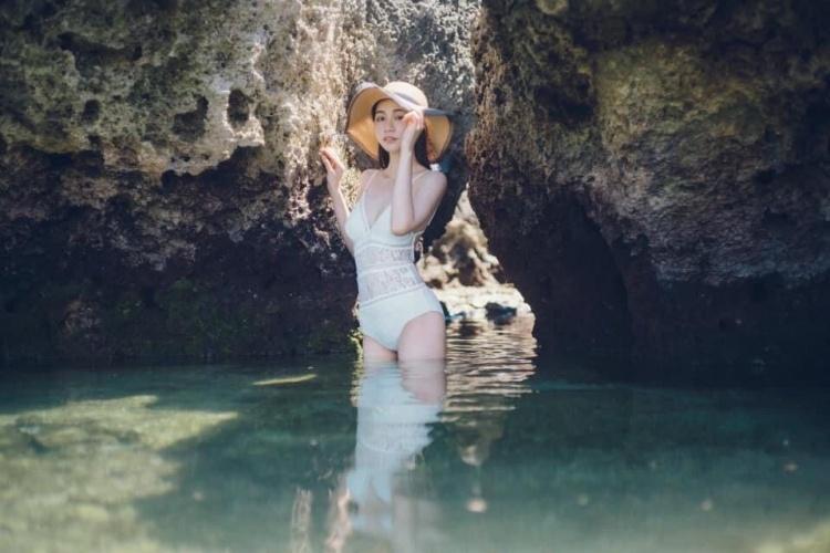 嘉义大学白嫩逼人空灵系女神(3)