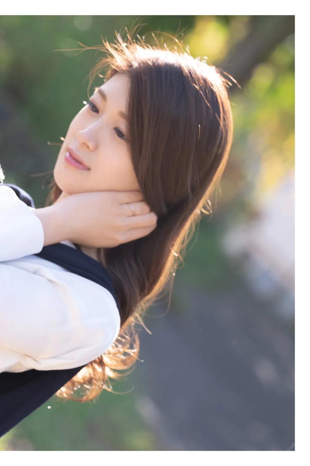 Minaho Ariga 有贺みなほ 1st Photobook - Pleasure melody 悦楽のメロディー(5)