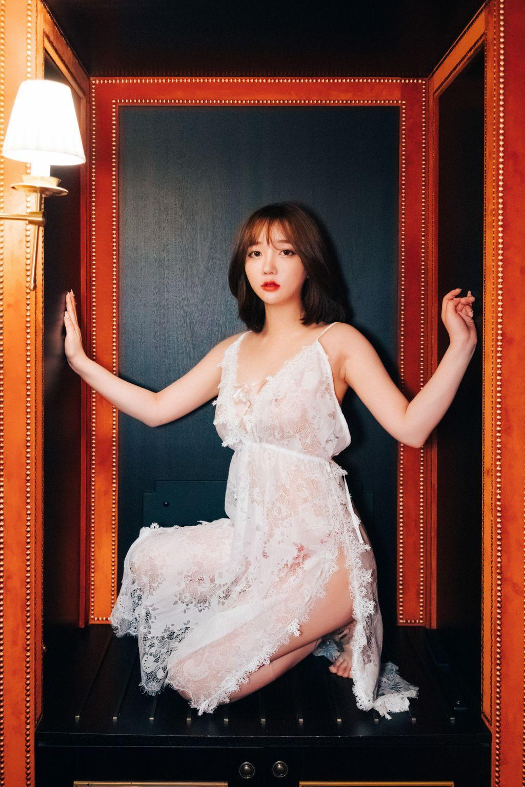 [Loozy] Son Ye-Eun (손예은): Halloqueen (S.Ver) (96 photos)(45)