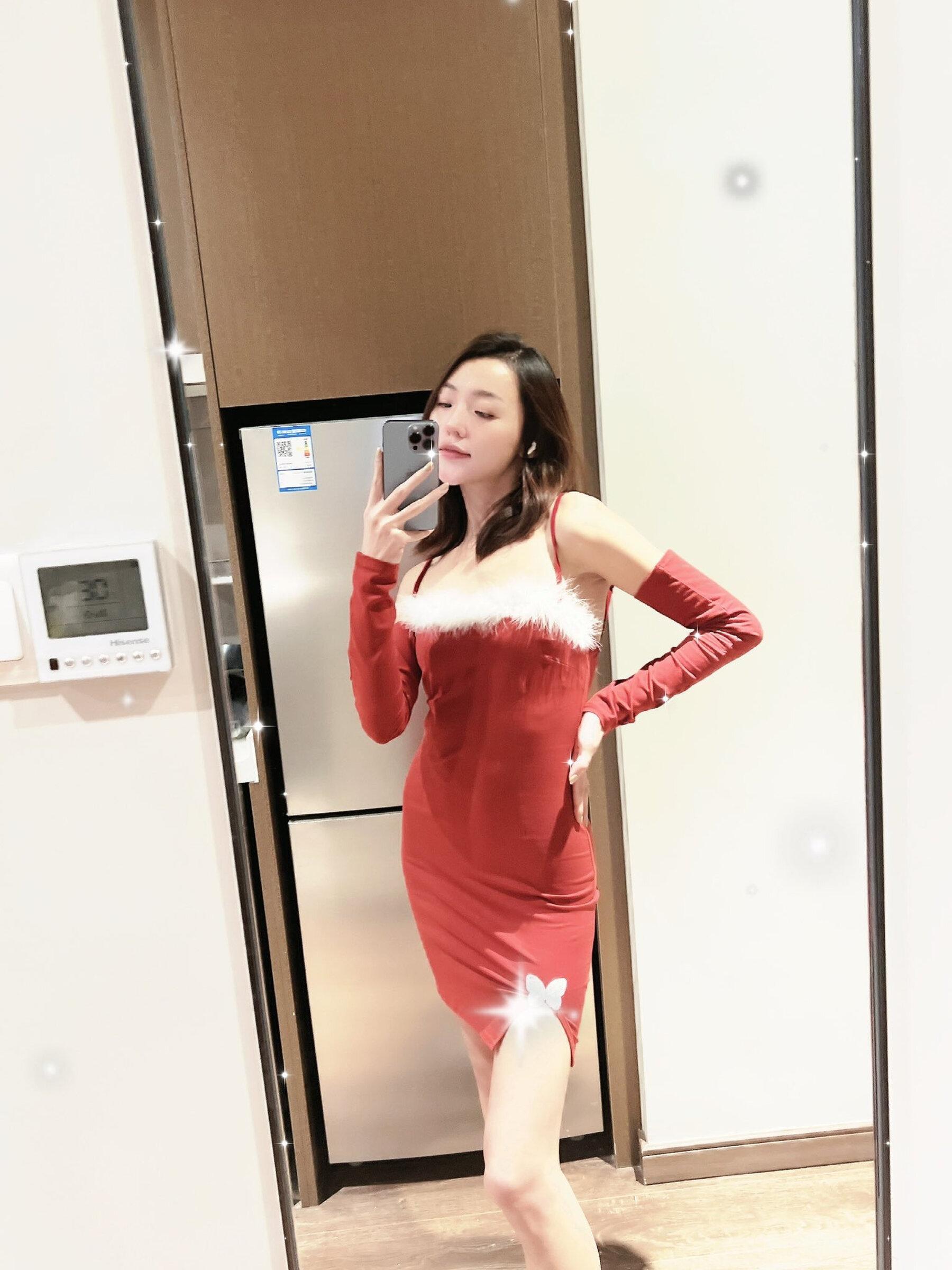 国模套图 艾达达《推特合集》(902)