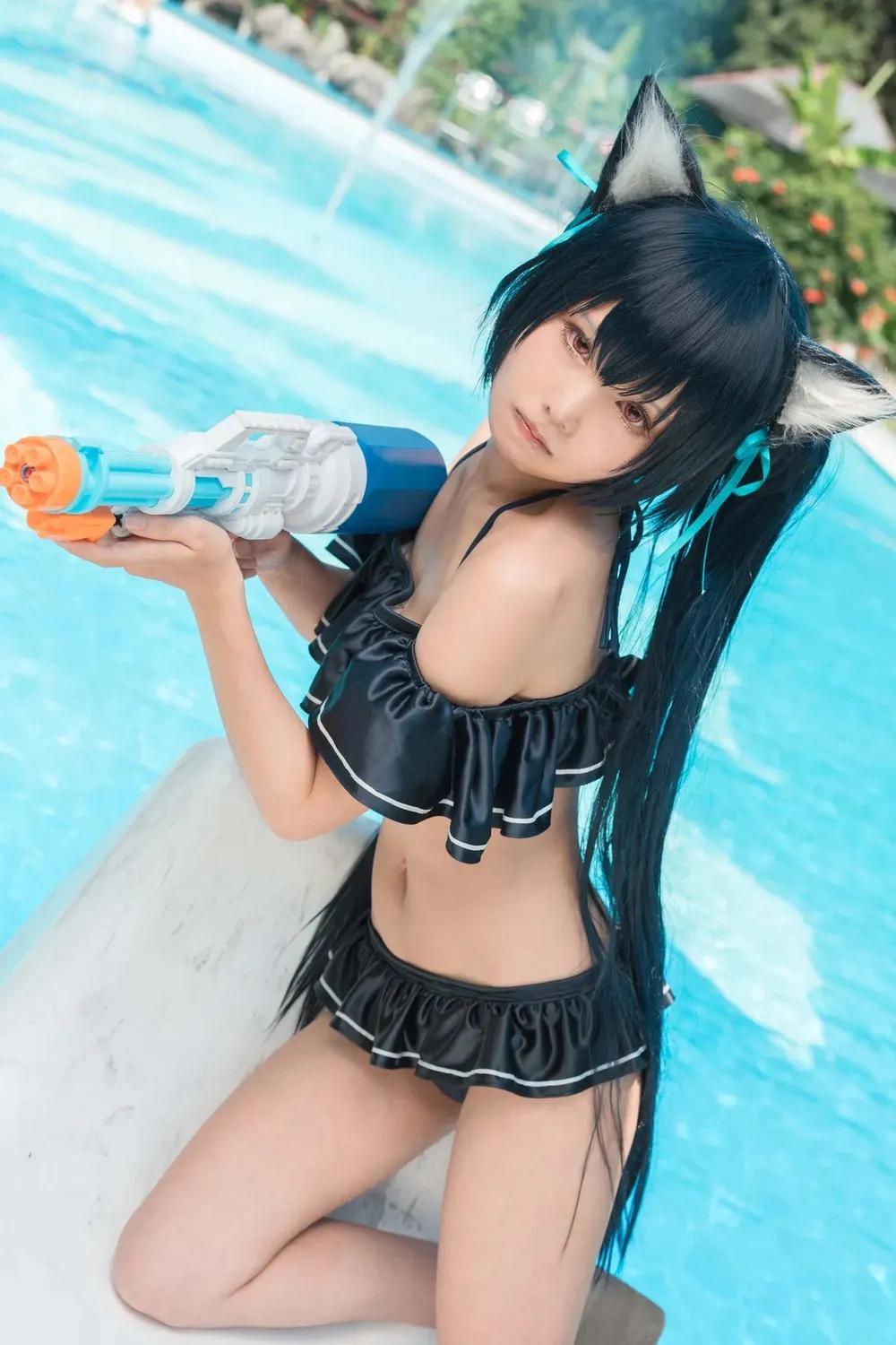 kurumi_cos Serika swimsuit(18)