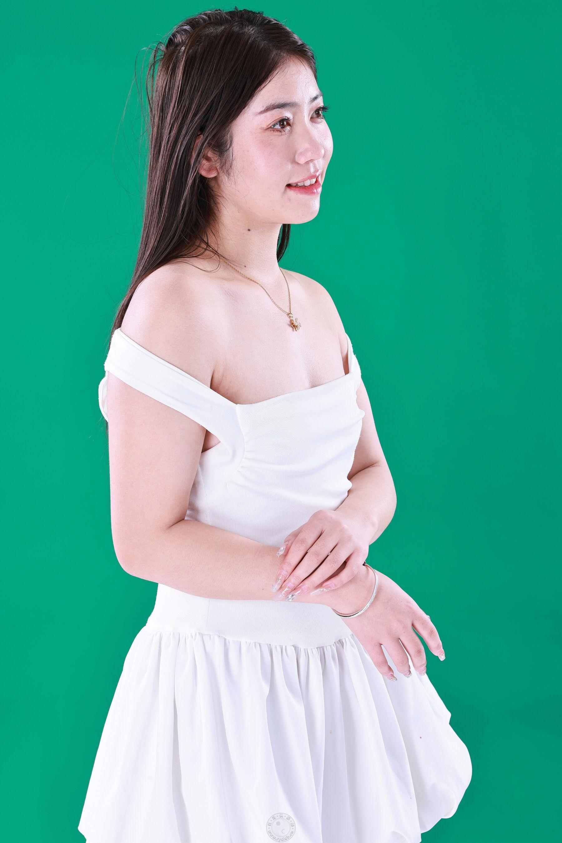 国模套图 国模阿寇人体私拍套图(21)