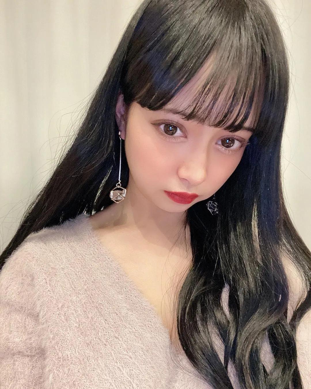 17岁日本高中生麻豆「爱子」，洋娃娃同款脸蛋和「超分量」美乳辣得很成人！-小湿妹图(2)