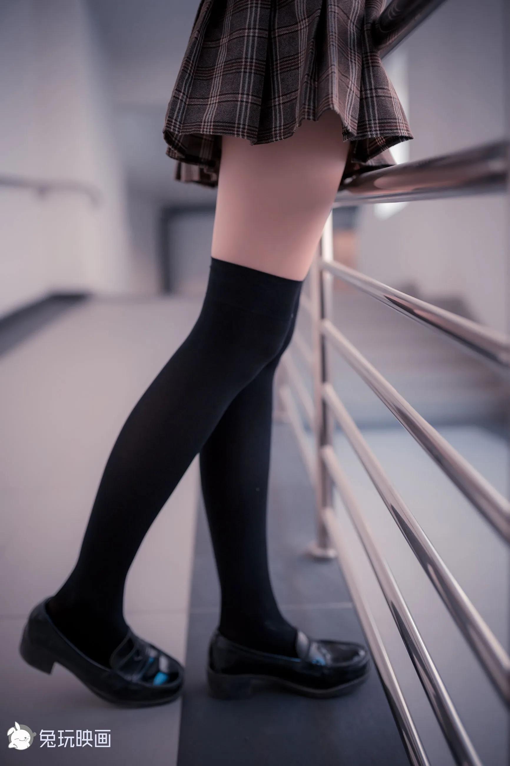 [兔玩映画] - 领域还是制服的好(1)