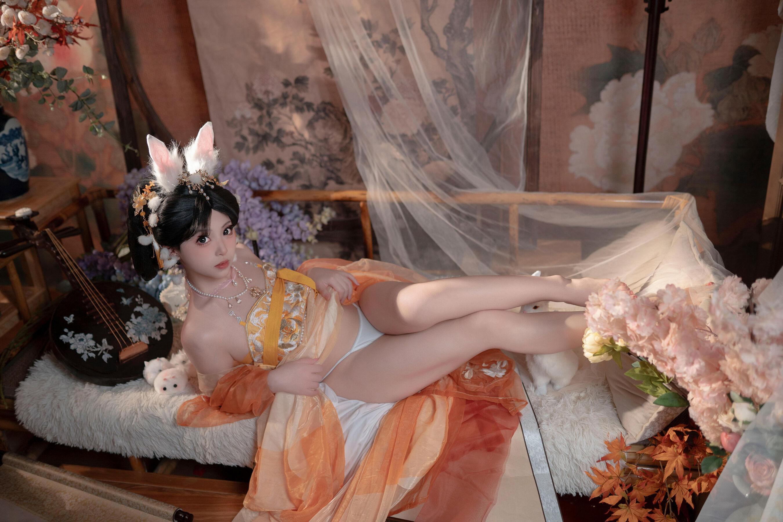 国模套图 中秋节玉兔(77)