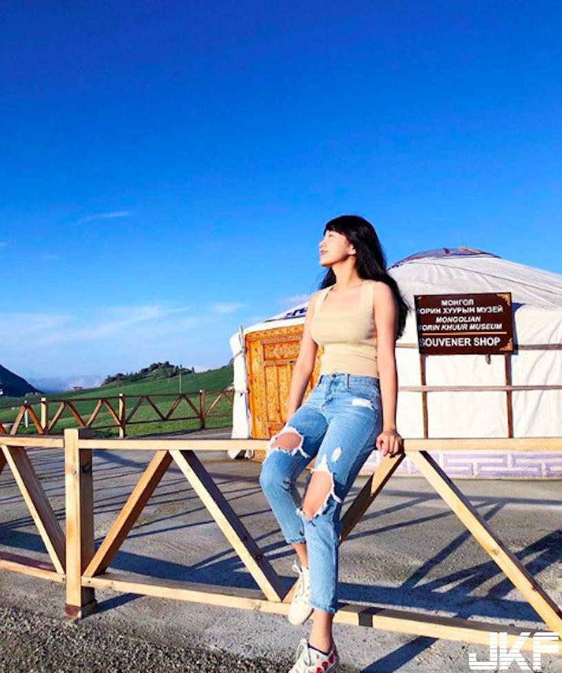 恋爱了！巨乳「北医学姊」的身材爆击！甜美笑容＋超丰满上围一穿比基尼整个不得了！(3)