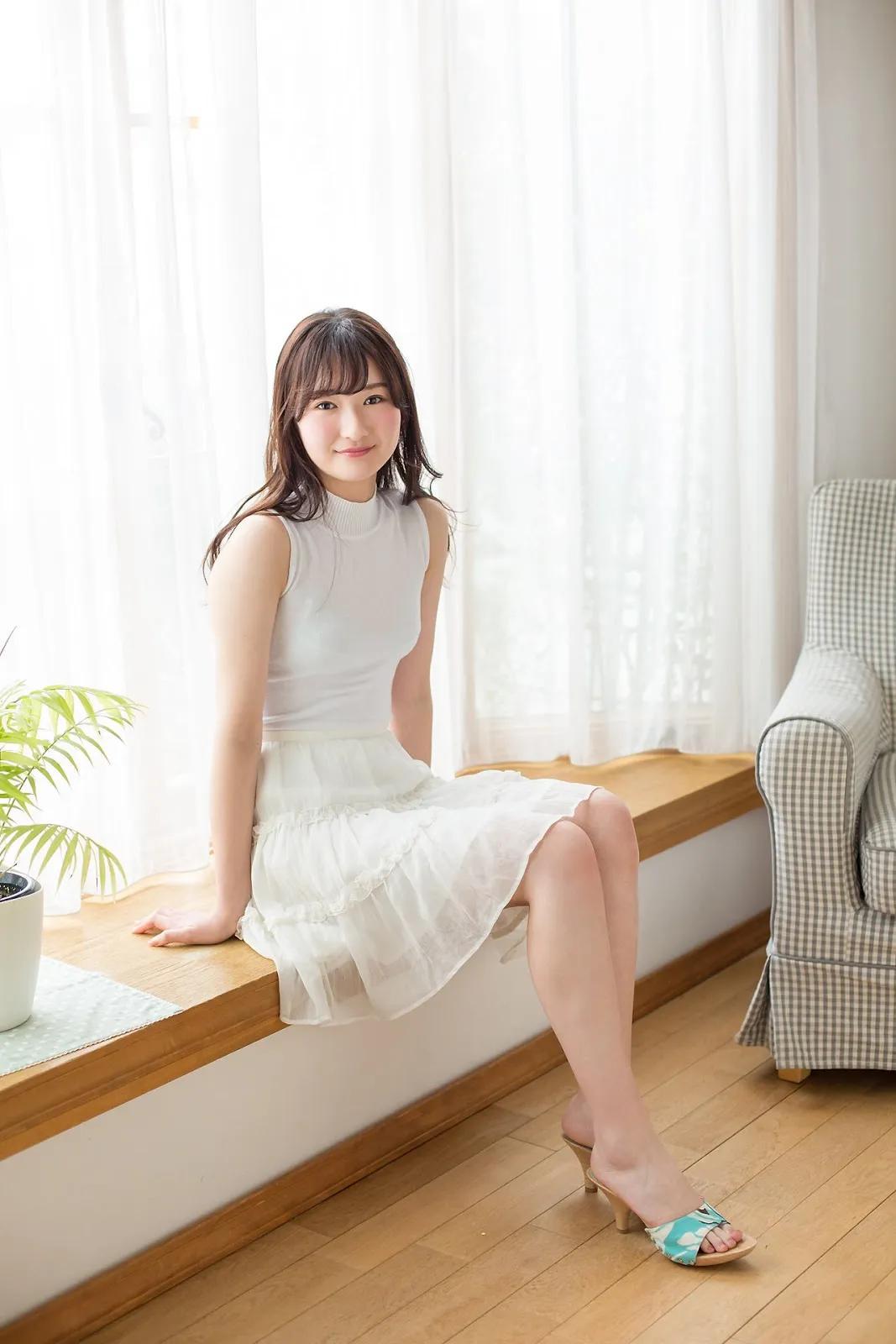 近藤あさみ 甜心姊姊露出诱人大腿掳获你的心(4)