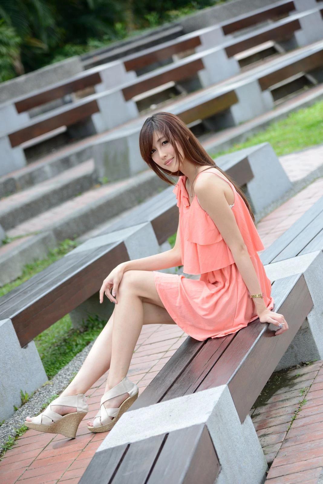 Kila晶晶 - 粉色连衣裙唯美清新写真(68)