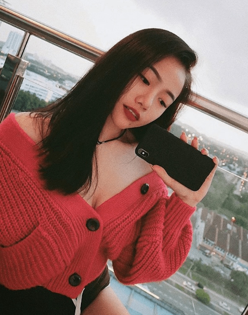 美艳长发妹「张雪儿」环游世界打高尔夫！打扮火辣谁看了不想一杆进洞～-小湿妹图(18)