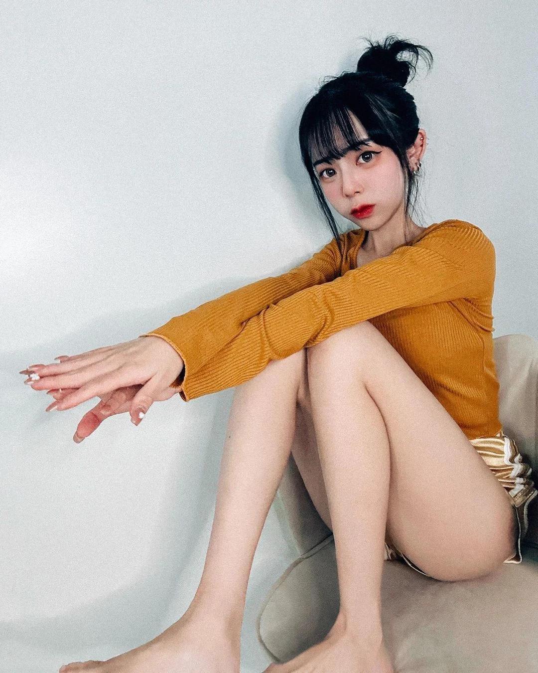 「𝟭𝟱𝟯小冰奶♡·ᴡᴜ_ʏᴜ_ᴊɪᴇ」滿滿誘惑感 (25P)(22)