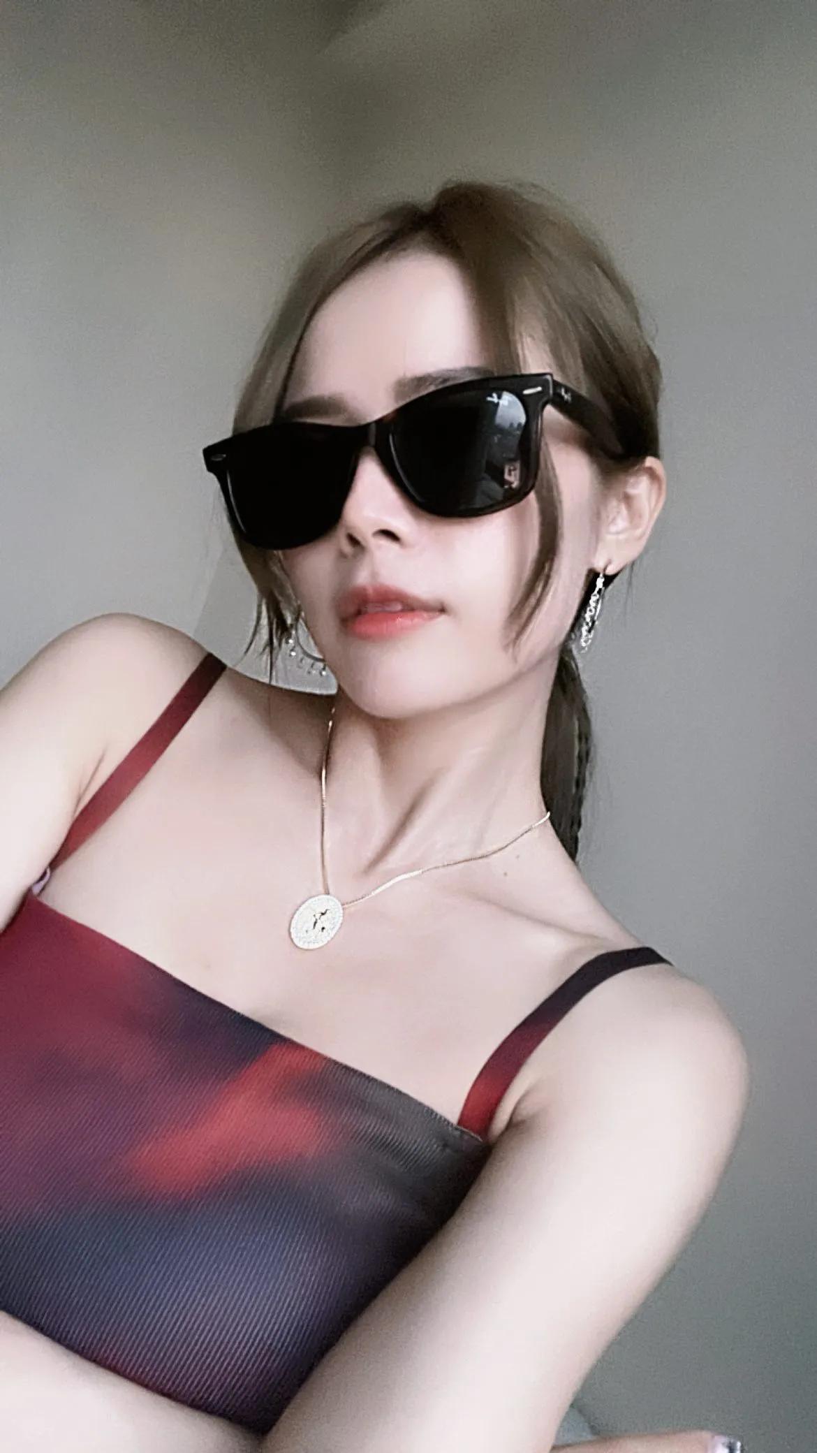 「香Siang」火辣曲线深藏不露独特气质太诱人(13)